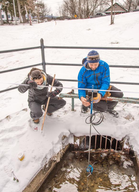 AWI Measuring Discharge of Mirror Lake